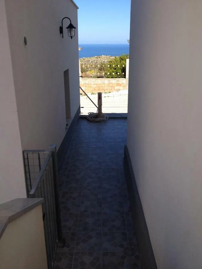 Casa Vacanza Nonna Sarina Custonaci 0*,